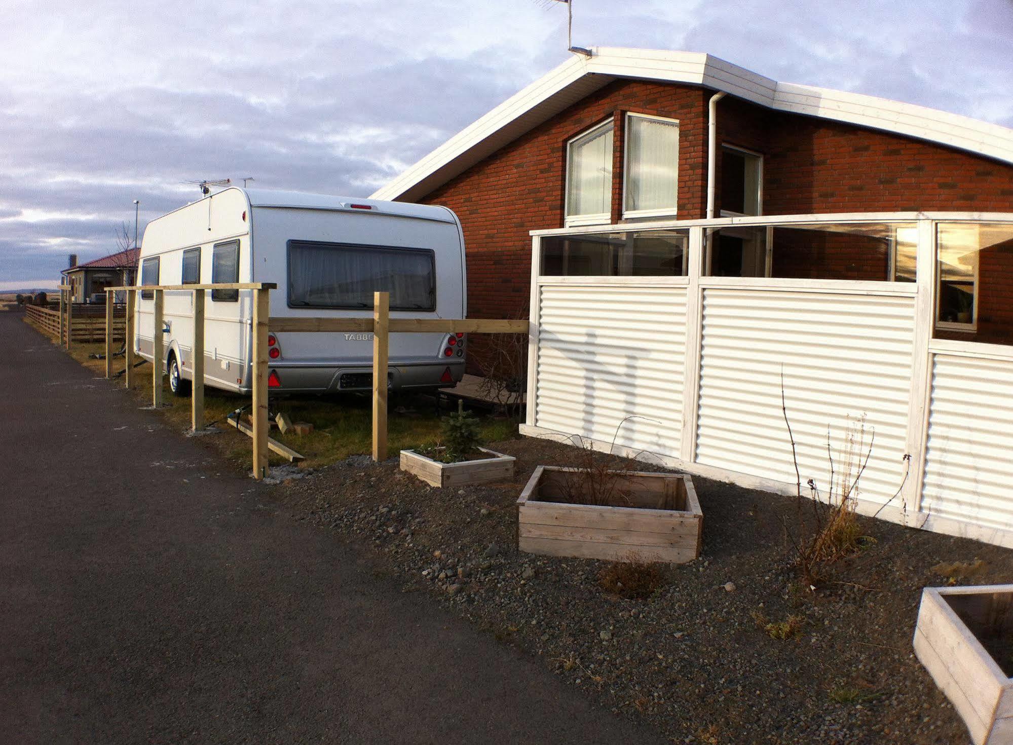 Guesthouse Bjarney Selfoss Exterior photo